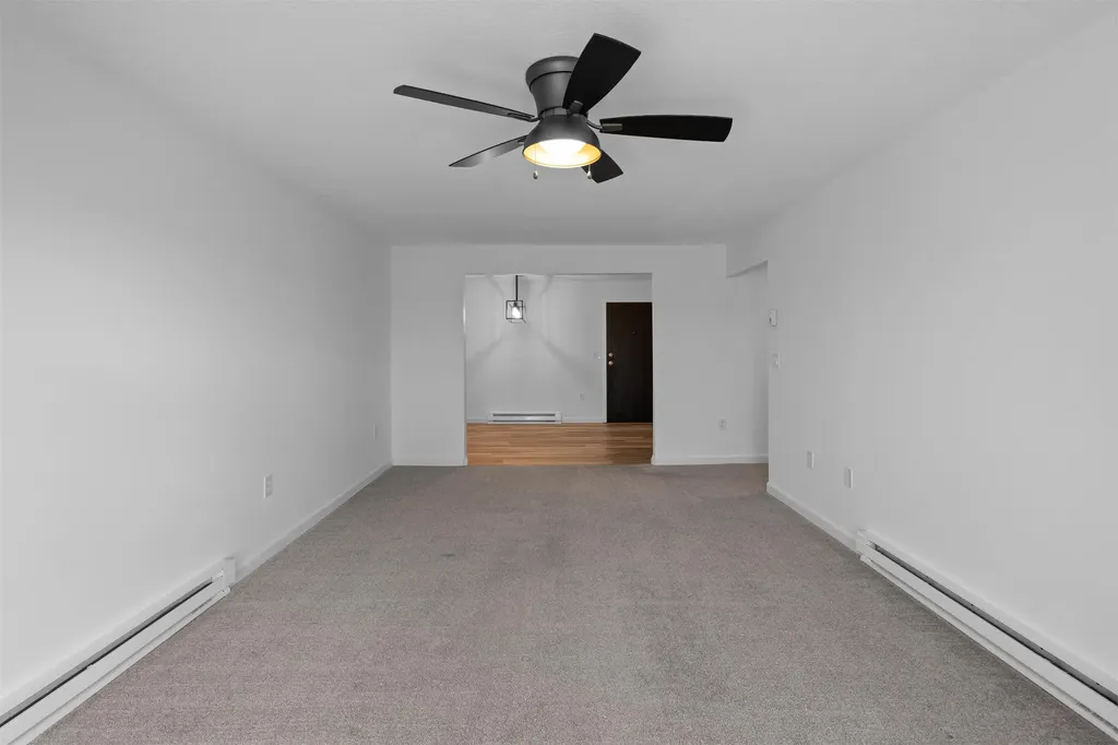 2 Bristol Court Derry NH 03038