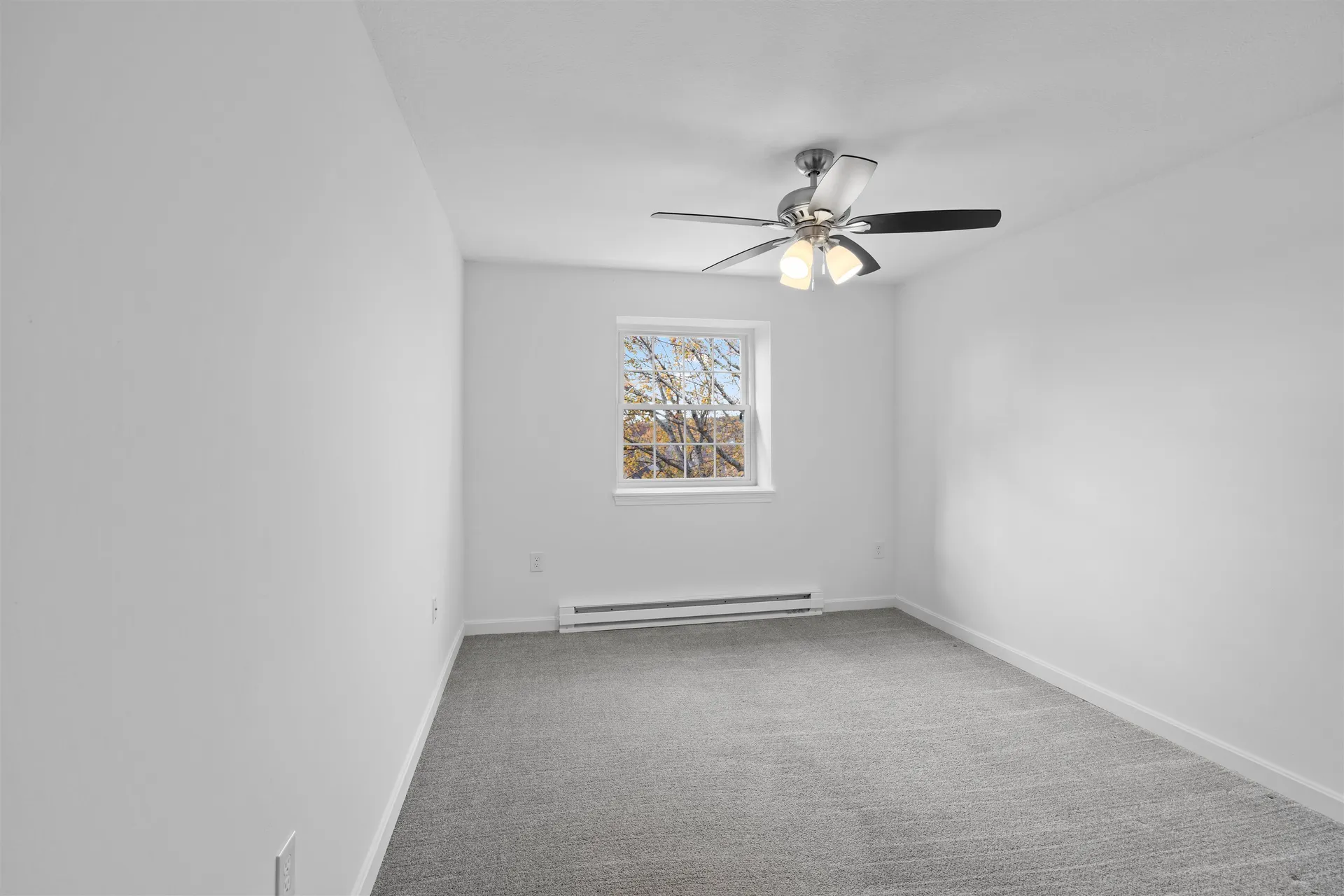 2 Bristol Court Derry NH 03038