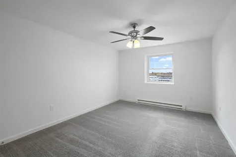 2 Bristol Court Derry NH 03038