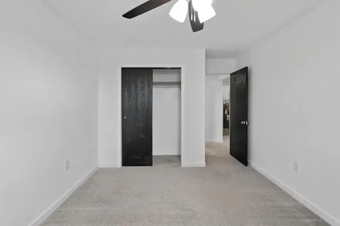 2 Bristol Court Derry NH 03038