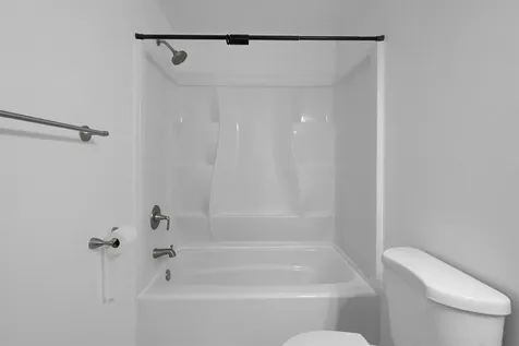 2 Bristol Court Derry NH 03038