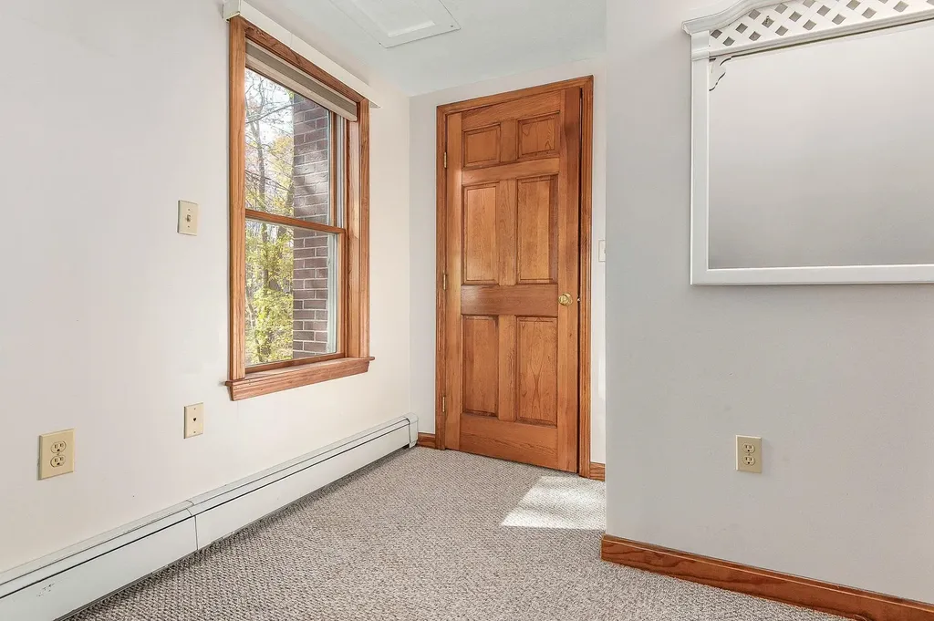 20 Peabody Drive Brentwood NH 03833