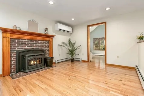 20 Peabody Drive Brentwood NH 03833