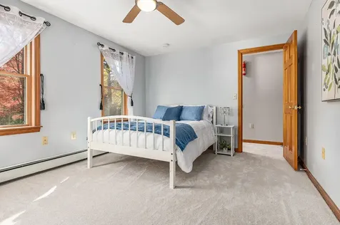 20 Peabody Drive Brentwood NH 03833