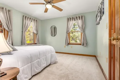 20 Peabody Drive Brentwood NH 03833