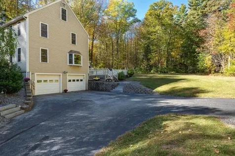 20 Peabody Drive Brentwood NH 03833