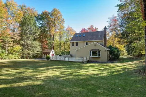 20 Peabody Drive Brentwood NH 03833