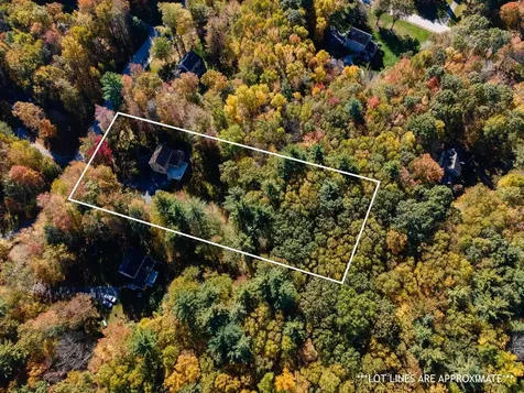 20 Peabody Drive Brentwood NH 03833