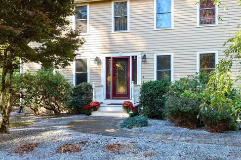 20 Peabody Drive Brentwood NH 03833