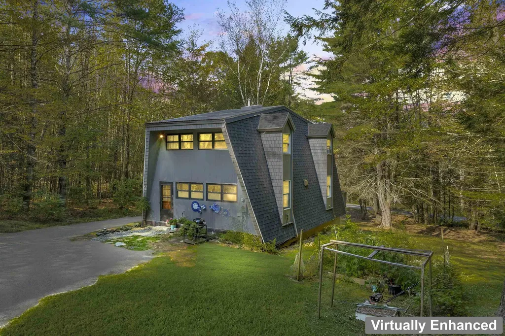 402 Marsh Family Road Hartford VT 05047