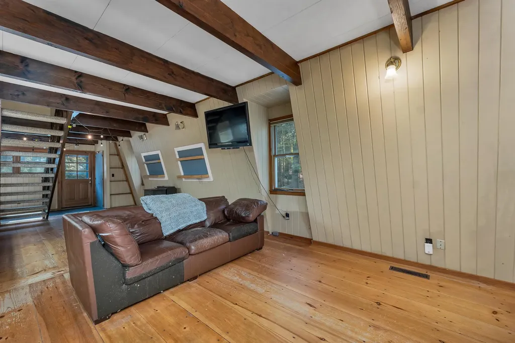 402 Marsh Family Road Hartford VT 05047