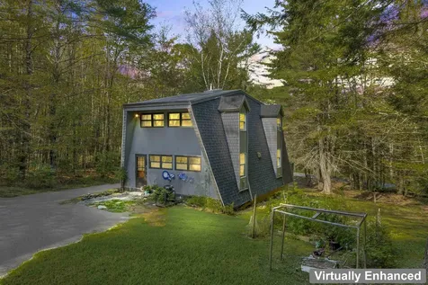 402 Marsh Family Road Hartford VT 05047