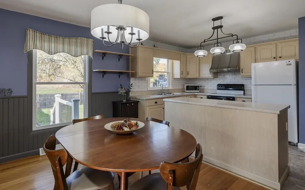 561 Main Street Walpole NH 03608