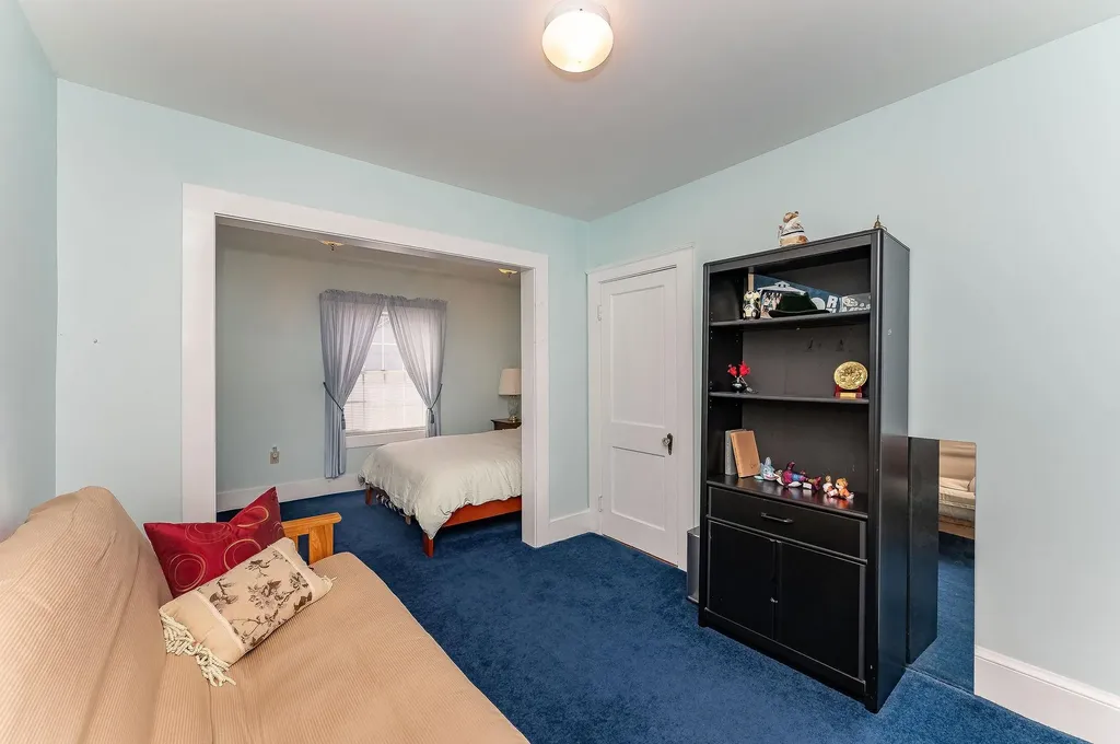 112 & 114 Lafayette Road North Hampton NH 03862