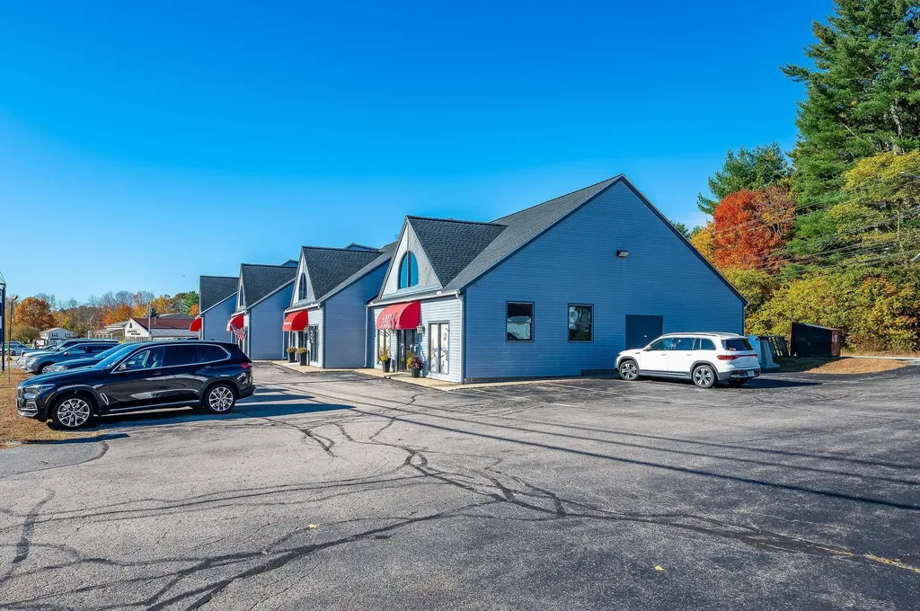 112 & 114 Lafayette Road North Hampton NH 03862