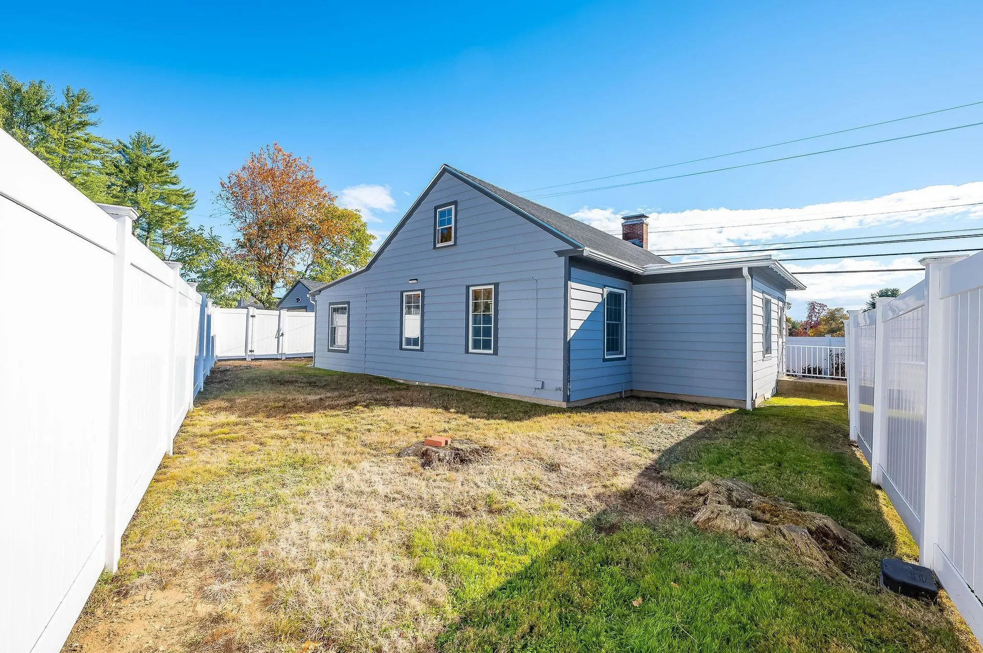 112 & 114 Lafayette Road North Hampton NH 03862