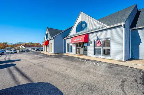 112 & 114 Lafayette Road North Hampton NH 03862