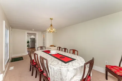 112 & 114 Lafayette Road North Hampton NH 03862