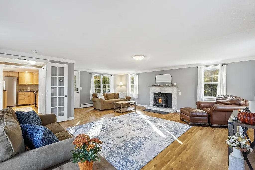 4 Bloody Brook Road Amherst NH 03031