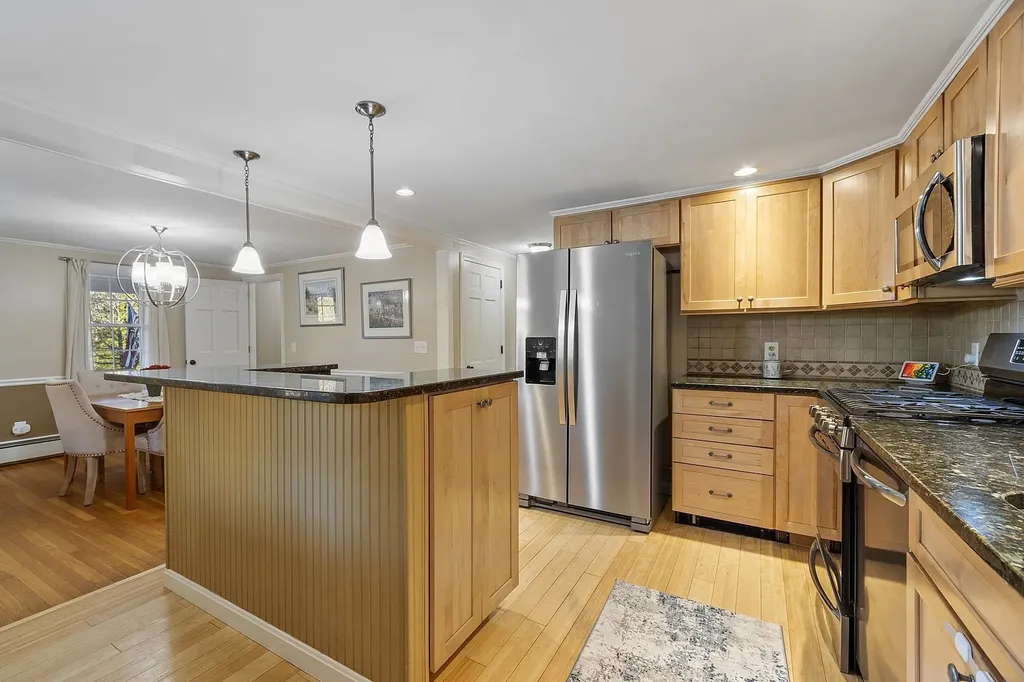 4 Bloody Brook Road Amherst NH 03031