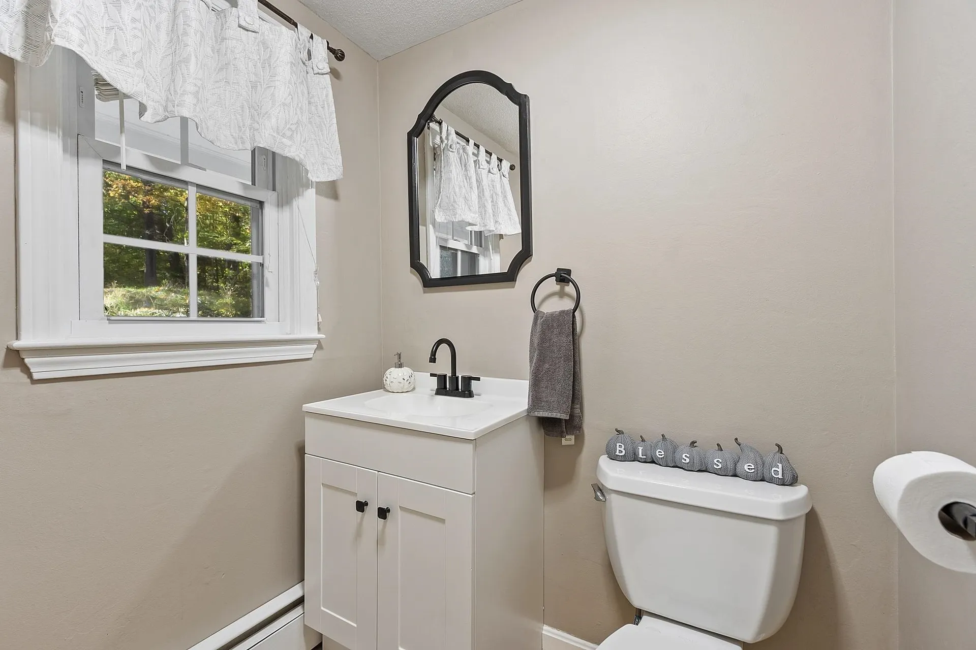 4 Bloody Brook Road Amherst NH 03031