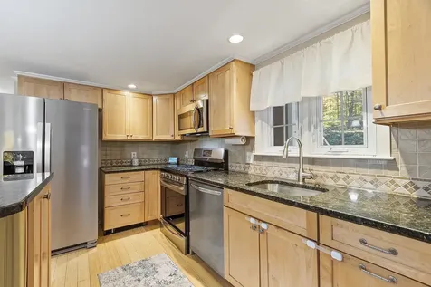 4 Bloody Brook Road Amherst NH 03031