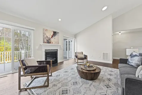 1 Remington Drive Hampstead NH 03826