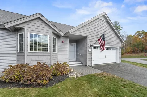 1 Remington Drive Hampstead NH 03826