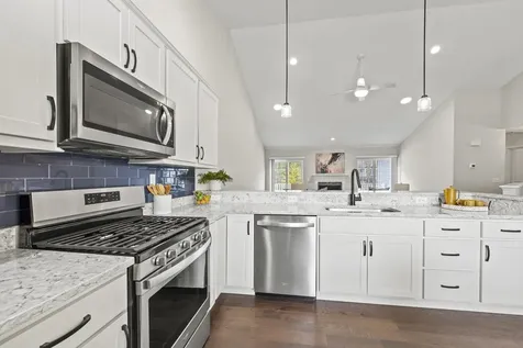 1 Remington Drive Hampstead NH 03826