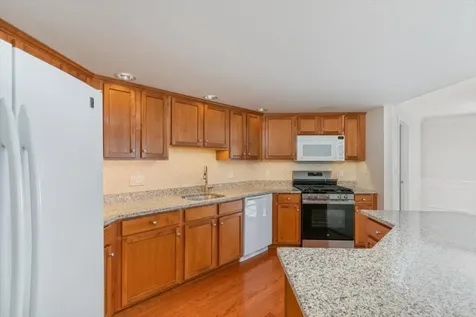 3 Sterling Hill Lane Exeter NH 03833