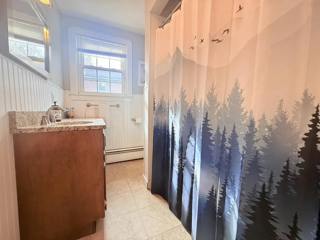 10 Acer Heights Road Claremont NH 03743