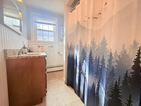 10 Acer Heights Road Claremont NH 03743