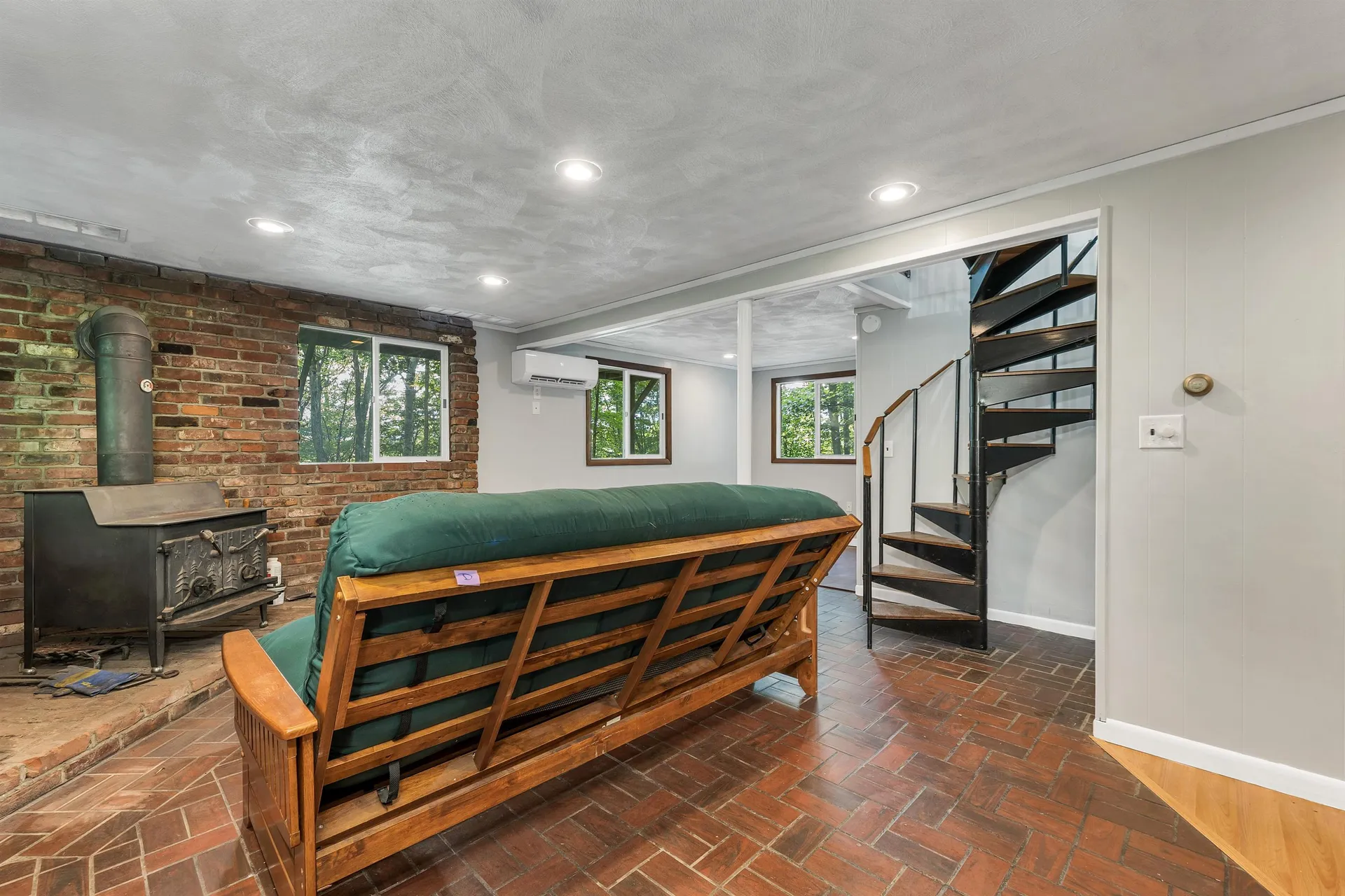 2832 New Hampshire Route 175 Thornton NH 03285