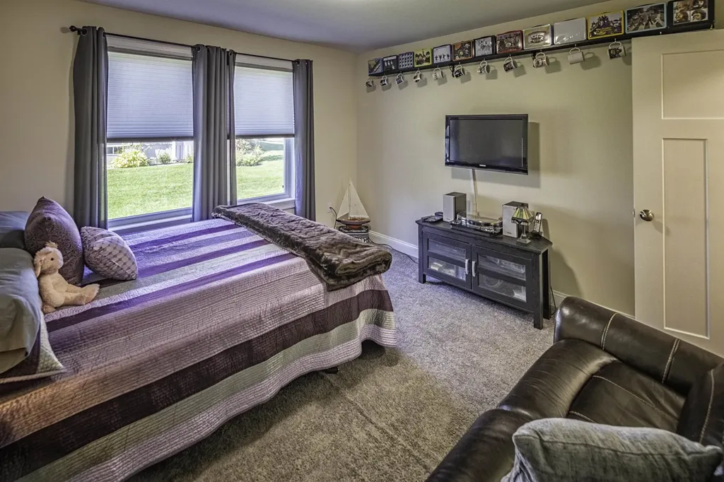 134 Emerald Lane Dover NH 03820