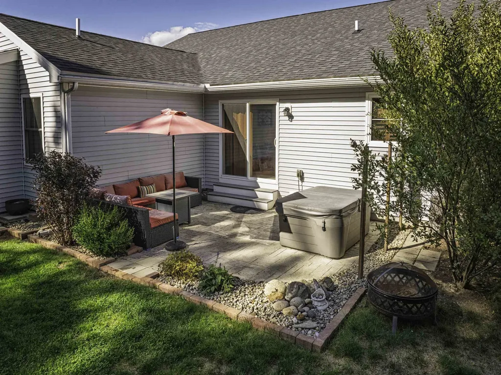 134 Emerald Lane Dover NH 03820