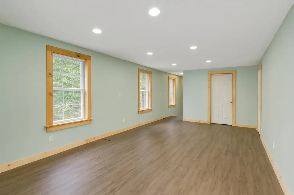 29 Green Road Walpole NH 03609