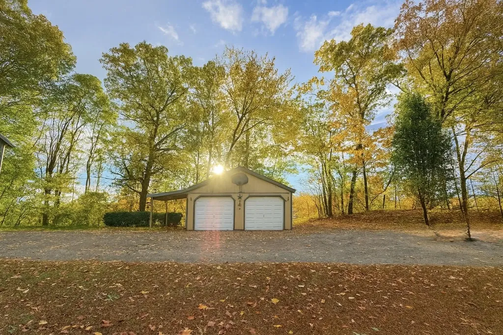 29 Green Road Walpole NH 03609