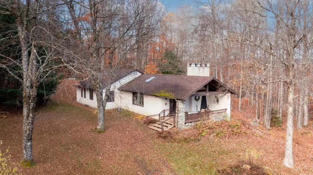 46-48 Lower Taylor Hill Road Winhall VT 05340