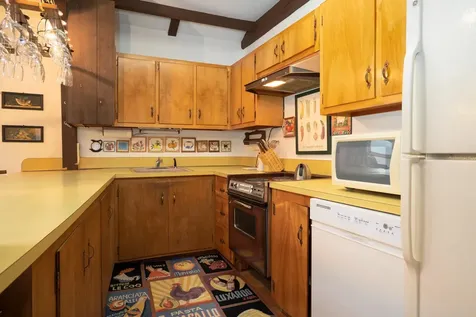 46-48 Lower Taylor Hill Road Winhall VT 05340