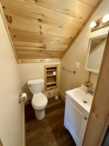 2792 Vt Route 153 Pawlet VT 05775