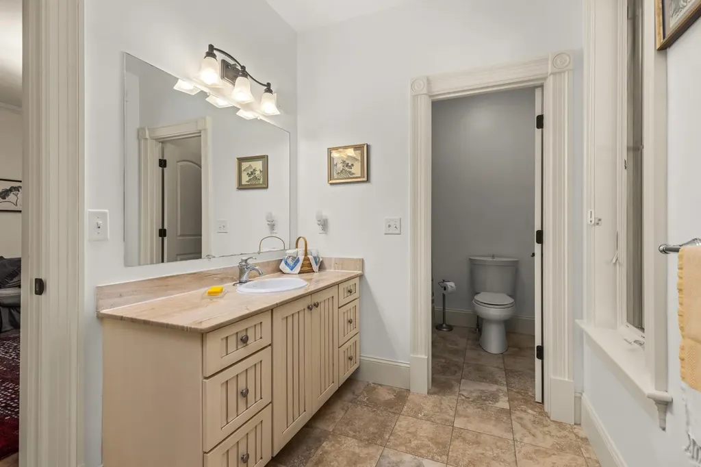 7 Fancy Hill Madbury NH 03823