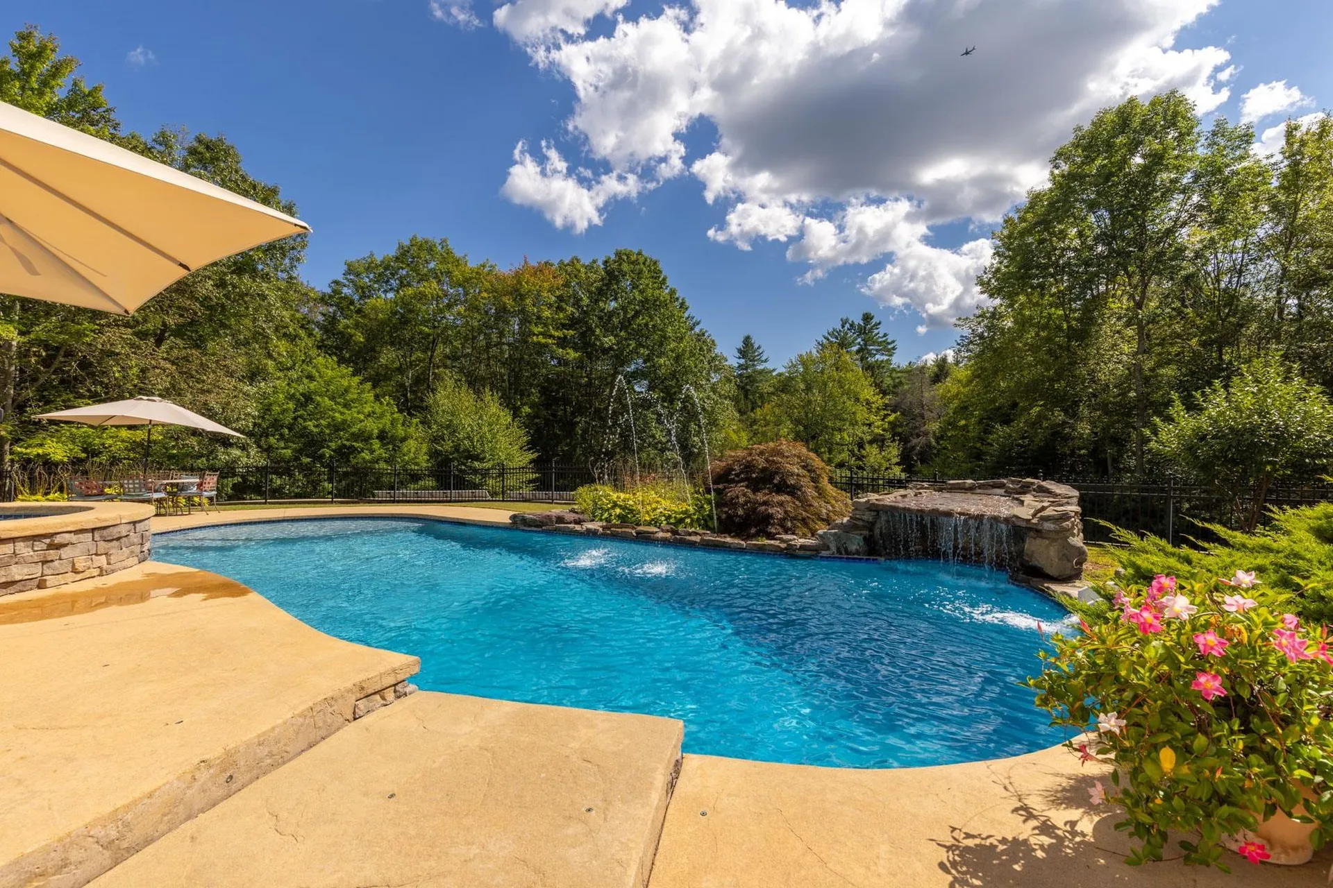 7 Fancy Hill Madbury NH 03823