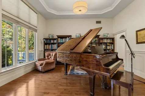 7 Fancy Hill Madbury NH 03823