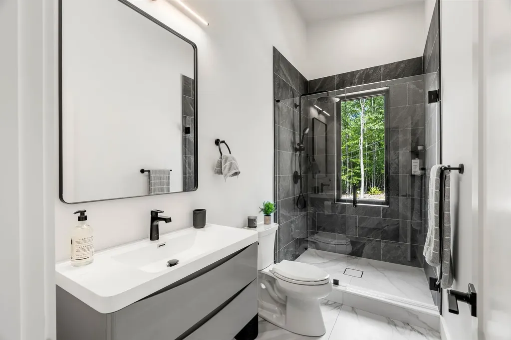 162 Pond Road Campton NH 03223