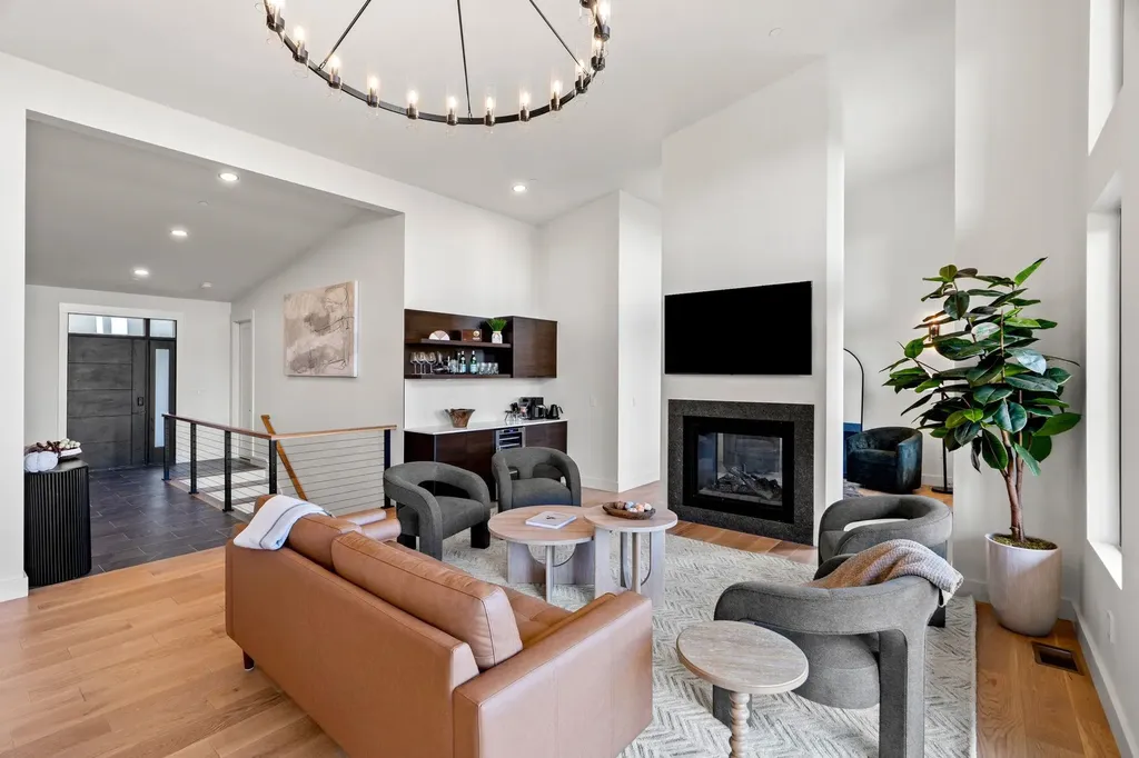 162 Pond Road Campton NH 03223