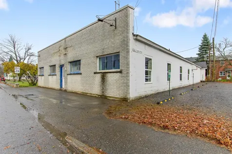 6 Bridge Street Colebrook NH 03576