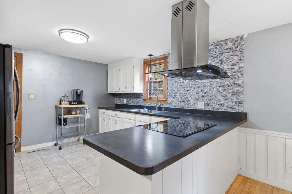 140 Summit Street Franklin NH 03235