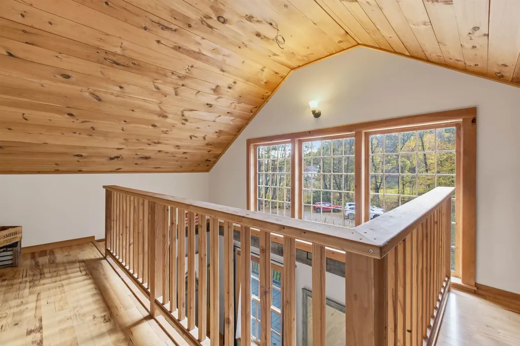 140 Summit Street Franklin NH 03235