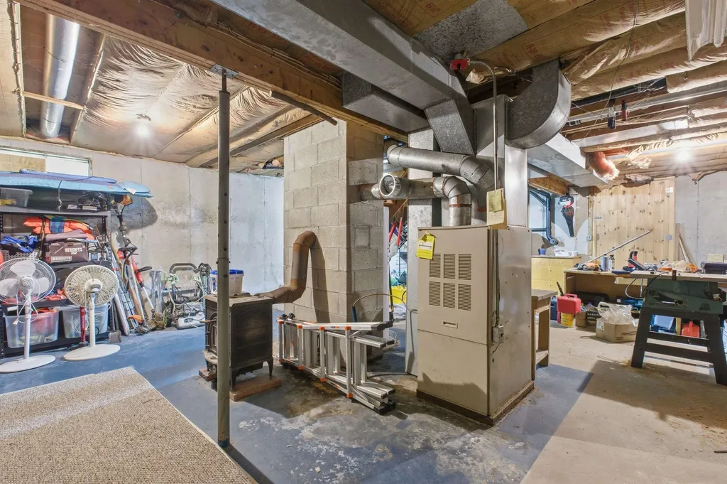 140 Summit Street Franklin NH 03235