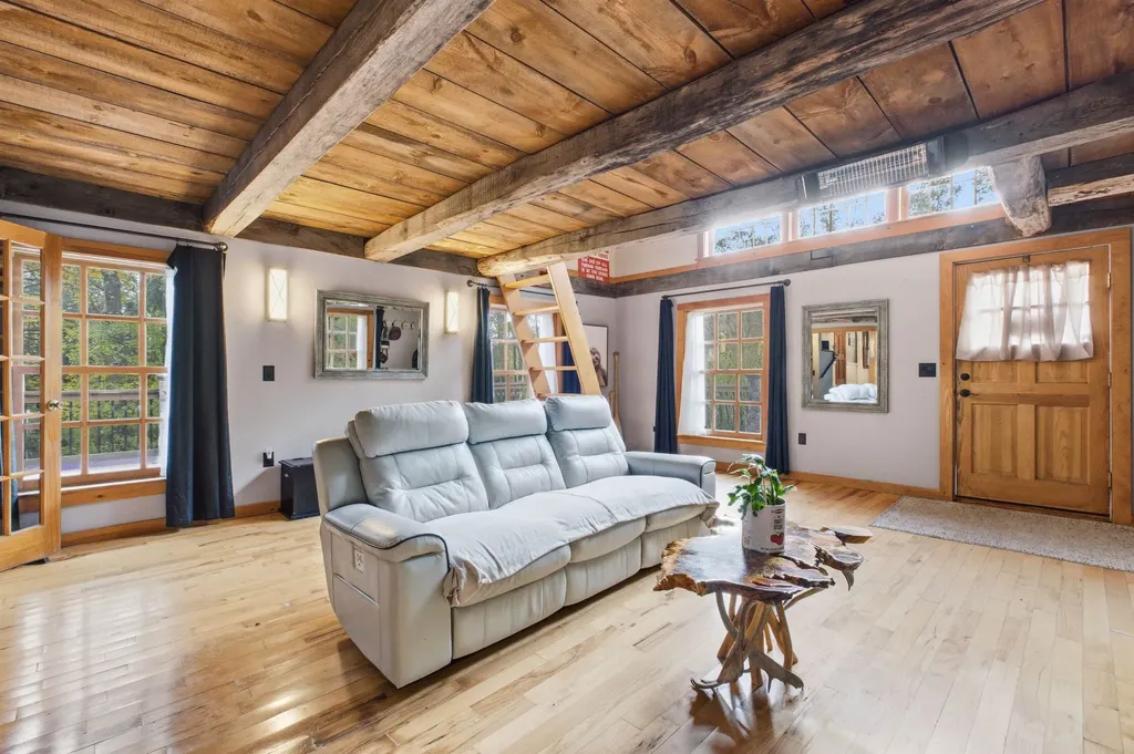 140 Summit Street Franklin NH 03235